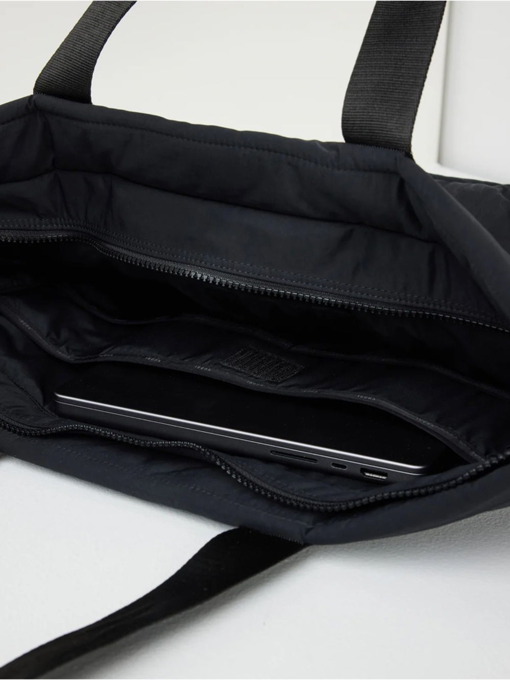 VUORI•ALL AROUND TOTE•BLACK•OS - Picture 3 of 10